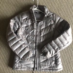 North Face light/mid weight down jacket